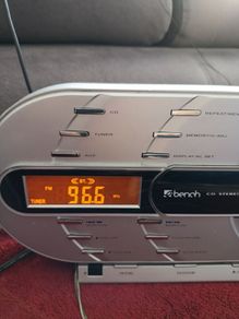 Bench CD stereo system