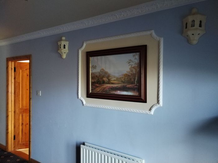 Framed Picture - Country Cottage Scenic View - Suit many areas of your home, Hall Way, Dinning Room, Lounge, Sitting etc
