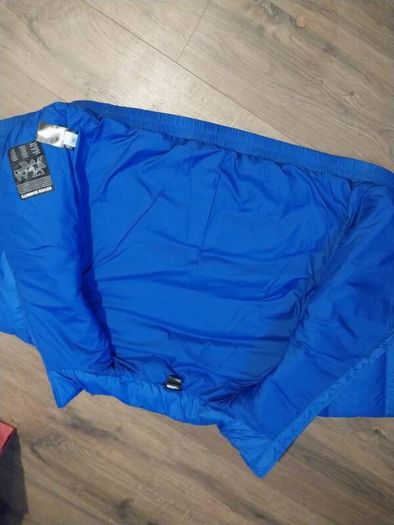 The North Face Men's 2000 Synthetic Puffer Jacket in the colorway "TNF Blue