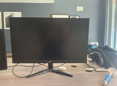 Acer and Dell Screens