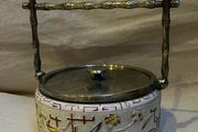 Aesthetic Movement biscuit barrel