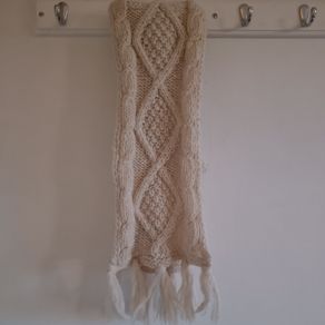 The Woollen Store Ireland - 100% Wool Cream Cable Knit Scarf