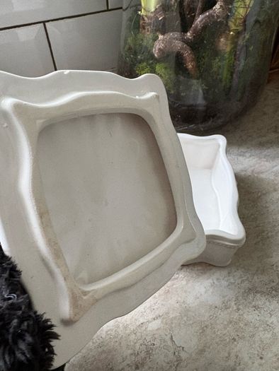 New French inspired ceramic lidded storage box in antique white.