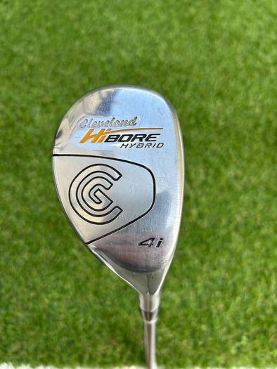 Full set of golf clubs