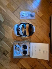 Quest 3 VR Headset with Bobo Strap and Battery