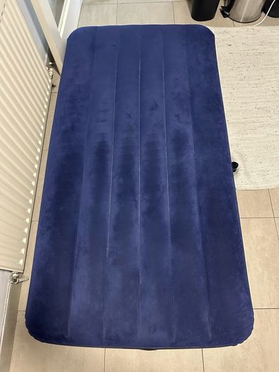 Inflatable Bed + Pump