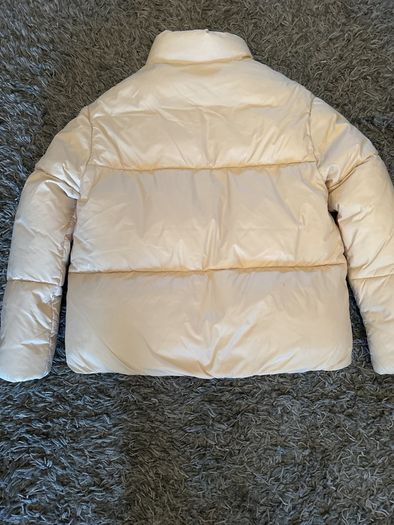 Tommy Hilfiger beige puffa jacket worn once! Like new! Age 16