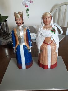 King and queen figurines