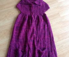 Girl's long knit cardigan