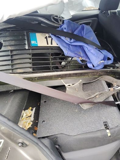 Breaking Toyota Yaris 2017 petrol