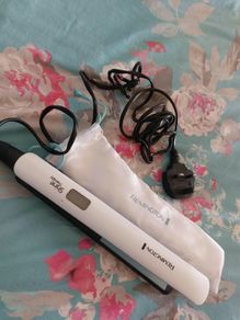 Remington Shine Therapy Hair Straightener MOVING SALE