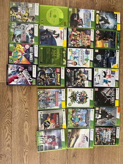 XBox 360 25gb game console and games