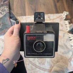 Vintage 1970s Polaroid Super Swinger Land Camera