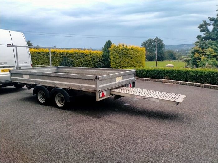 Trailer