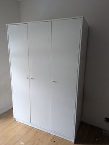 Kleppstad Ikea 3 door wardrobe with light