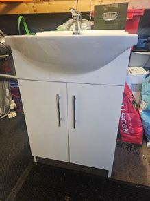 bathroom vanity unit