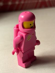 lego the Lego movie spaceman pink tlm108