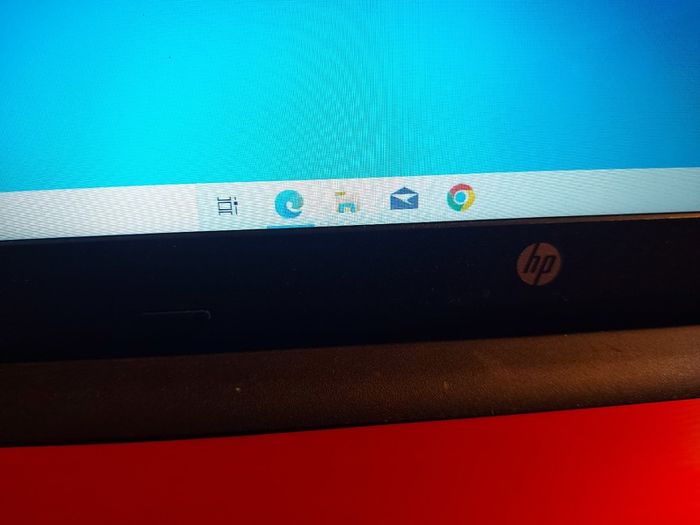 HP 15.6 inch Laptop, Model 15-ba079sa, AMD A6-7310 APU with AMD Radeon R4 Graphics, 2.0GHz, 4GB Ram, 1 Terrabyte HDD, Windows 10, Microsoft Edge, Chrome and VLC
