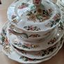 Marlborough dinner set Image 3