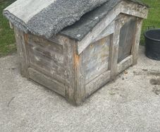 dog kennel