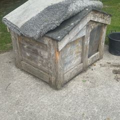 dog kennel
