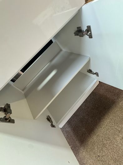 Brand New 600mm White Vanity Unit & Tap