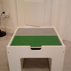 lego table with lego