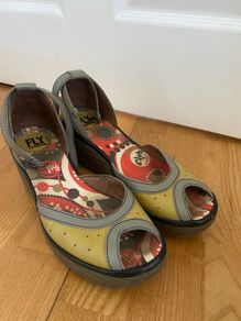 Sandals FLY