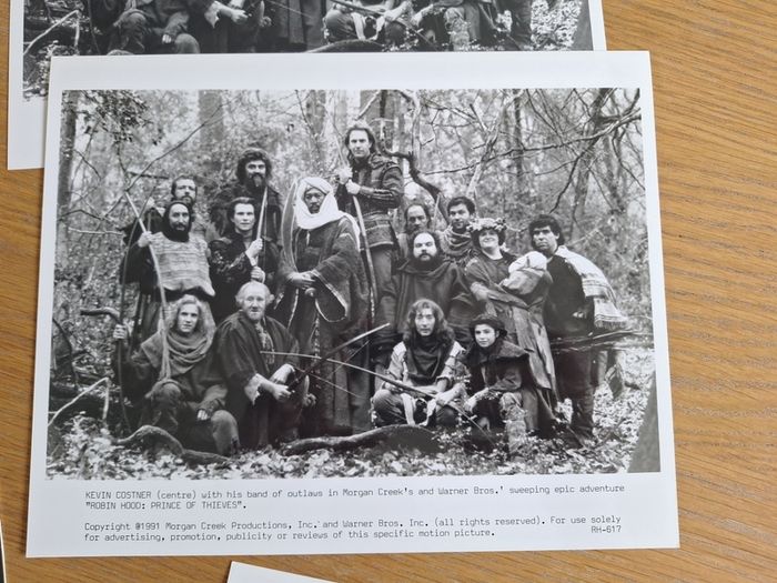 Robin Hood Prince Of Thieves movie press kit