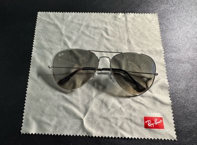 Custom Ray-Ban Aviator