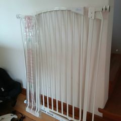 Safety gate