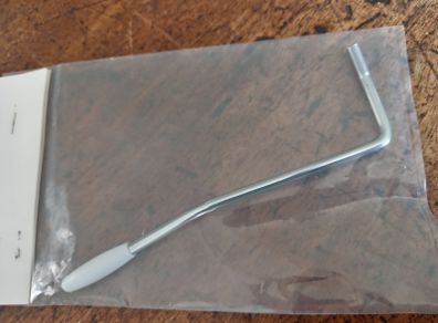Tremolo arm