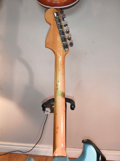Antoria by Ibanez Stratocaster with upgraded Seymour Duncan pick-ups
