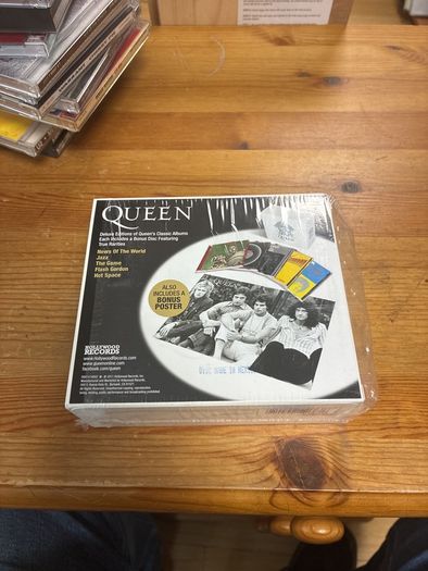 Queen - 5 cd album box set with poster