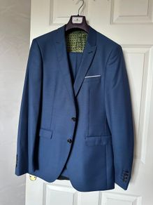 Remus Uomo Men Suit