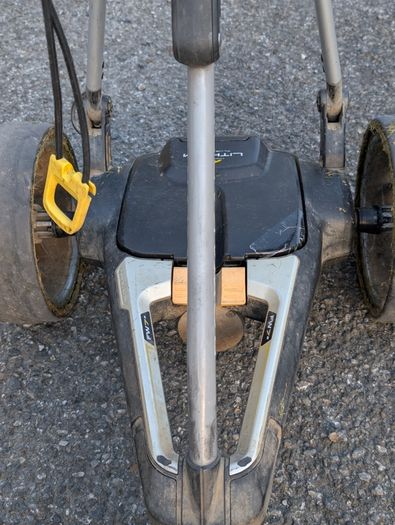 Powakaddy FX7 Electric Golf Trolley