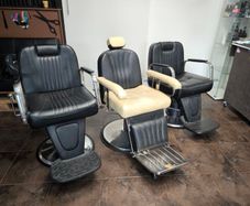 barber chairs x3