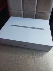 Macbook Air 13inch empty box