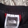 North face top Image 3