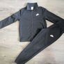 Nike Tracksuit 9-10 Like New Image 2