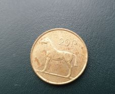 Irish 2000 20p coin