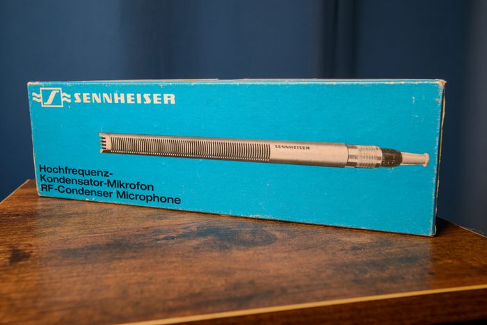 Sennheiser MKH 415 T Vintage Shotgun Microphone + T-Power Converter