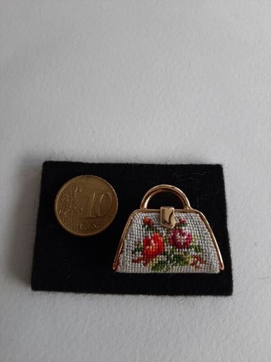 Vienna petit point brooch