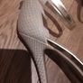 shoes cream & gold Image 2