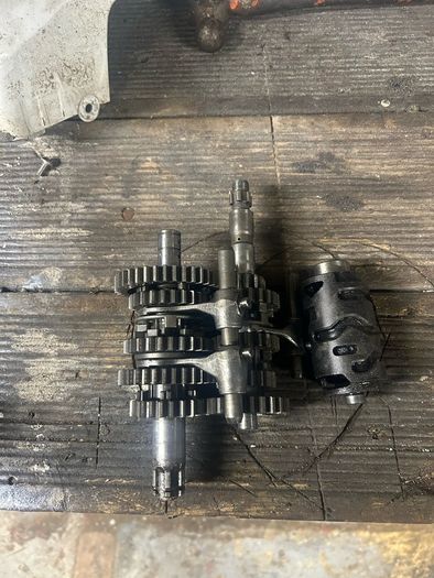 Yamaha TTR125LE Transmission