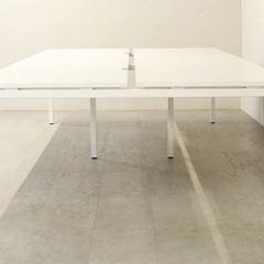 Desk system for 2 or 4 people