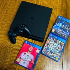 PS4 Slim 500Gb 1 Controller + 3 Games