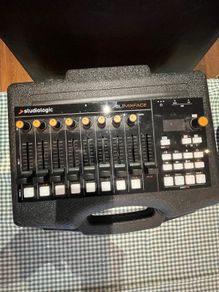 Studio Logic Mixface
