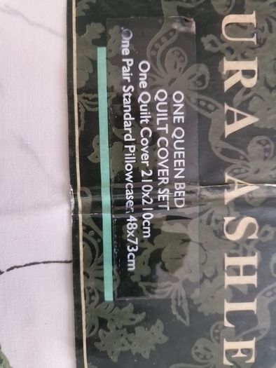Queen Laura Ashley quilt cover set NEW