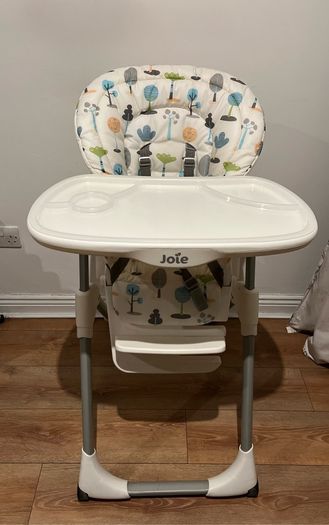 Baby's feeding chair